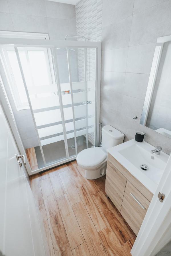 Shiny Nab Super Family Apartment Малага Екстериор снимка