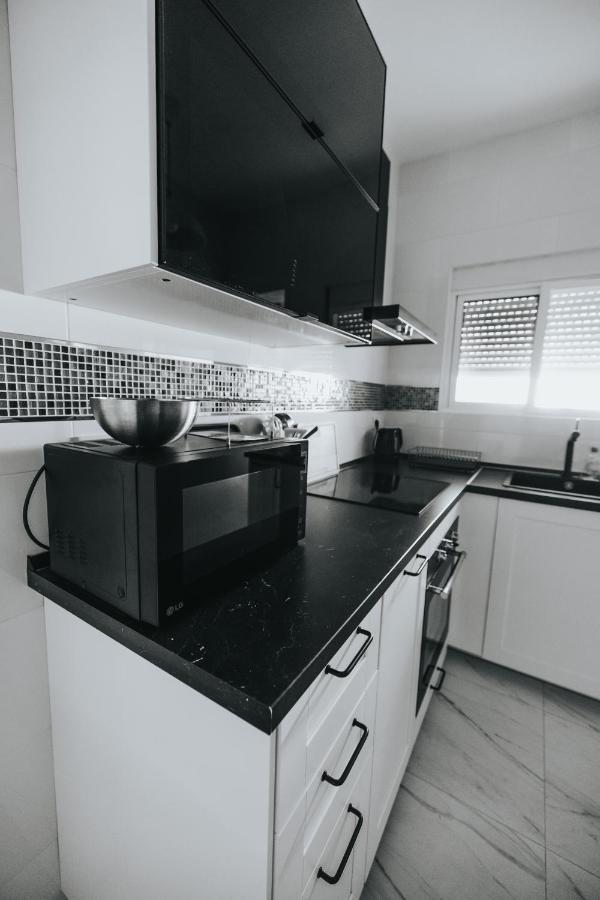 Shiny Nab Super Family Apartment Малага Екстериор снимка